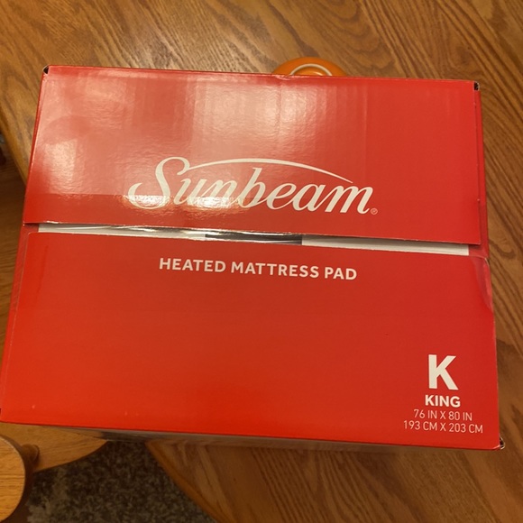 SUNBEAM NEW in Box King-size Heated Mattress Pad Dual Zone Controls - Picture 9 of 13